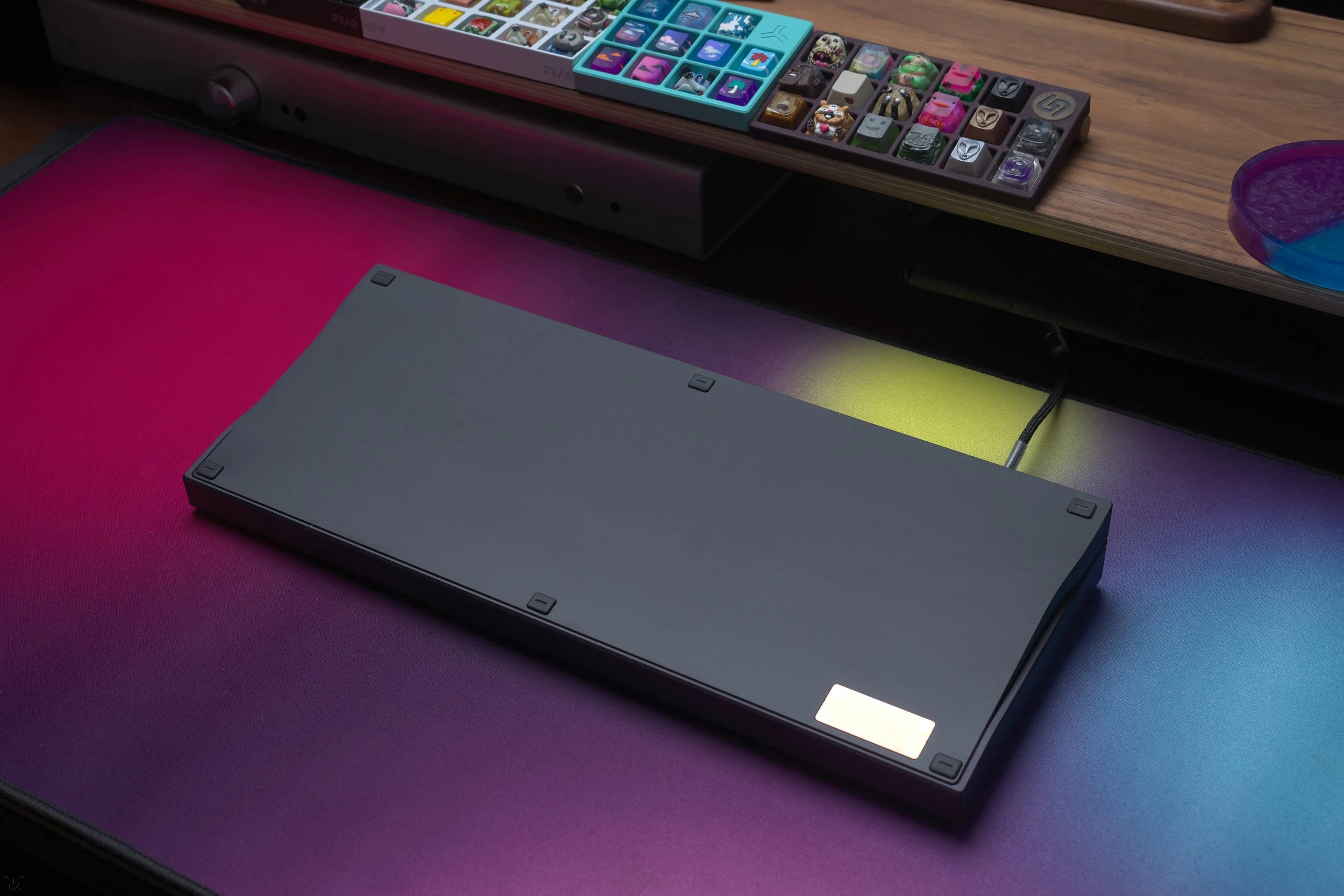 Geonworks F1-8X V2 Regal Edition — Lightning Keyboards